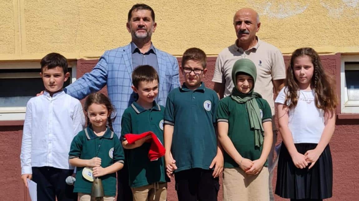 İLKÖĞRETİM HAFTASI KUTLAMA PROGRAMI YAPILDI